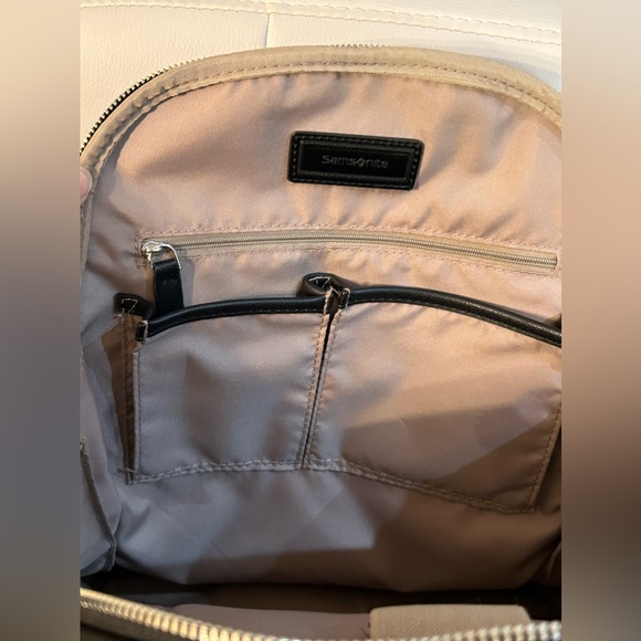 Samsonite Tech Backpack - Picture 7 of 11